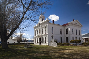 USA, California, Eastern Sierra Nevada Area, Bridgeport, Mono County Courthouse
