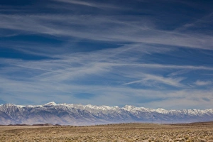 USA, California, Eastern Sierra Nevada Area, Malpais Mesa Wilderness view of