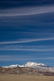 Images Dated 16th April 2011: USA, California, Eastern Sierra Nevada Area, Malpais Mesa Wilderness view of