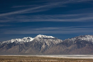 USA, California, Eastern Sierra Nevada Area, Owens Valley, Keeler, mountain landscape