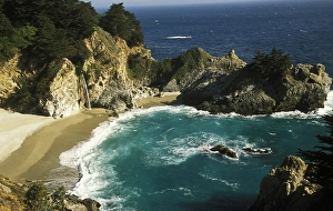 Savanah Stewart Prints: USA, California, Julia Phiffer State Park