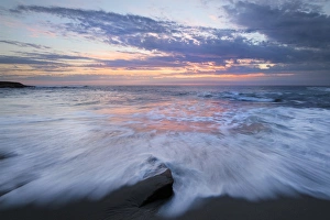 Images Dated 23rd October 2016: USA, California, La Jolla. Sunset over beach