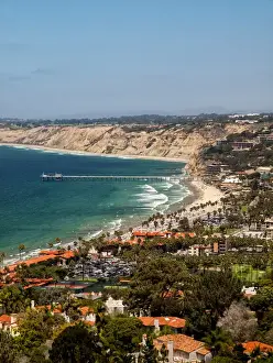 Images Dated 15th August 2014: USA, California, La Jolla, View of La Jolla Shores and Scripps Pier