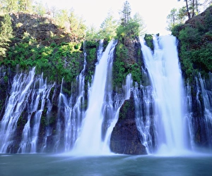 USA; California; McArthur-Burney Falls State Park; Burney Falls
