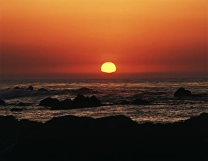 Monterey Peninsula Prints: USA, California, Monterey Peninsula, Pacific Grove, View of beach at sunset