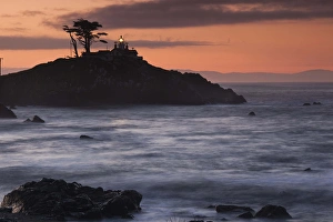 Images Dated 4th January 2011: USA, California, Northern California, North Coast, Crescent City, Battery Point Lighthouse