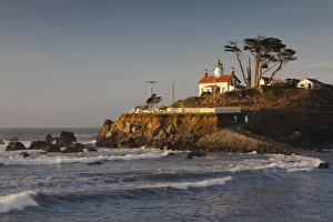 Images Dated 4th January 2011: USA, California, Northern California, North Coast, Crescent City, Battery Point Lighthouse