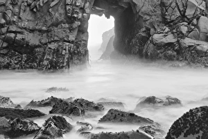 Images Dated 22nd January 2011: USA California Pfeiffer Beach