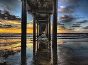 Images Dated 13th January 2015: USA, California, San Diego, La Jolla. Long pier at Scripps Institution of Oceanography