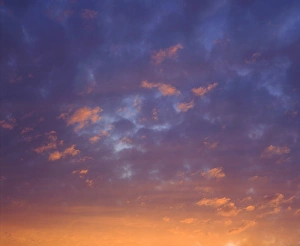 Images Dated 6th May 2014: USA, California, San Diego, Sunsert Clouds