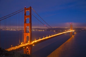 USA, California, San Francisco. Golden Gate Bridge lit at night