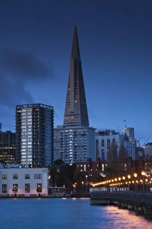 City View Prints: USA, California, San Francisco, Embarcadero, Transamerica Pyramid, dawn