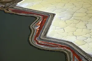 USA, California, San Francisco - Colourful algae in salt evaporation ponds, Redwood City