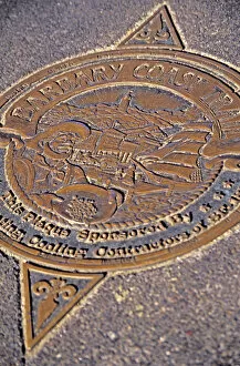 Images Dated 2nd December 2004: USA, California, San Francisco, Fishermans Wharf. Barbary Coast trail marker