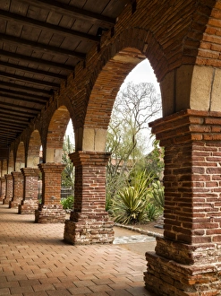 Images Dated 11th March 2012: USA, California, San Juan Capistrano, Mission San Juan Capistrano