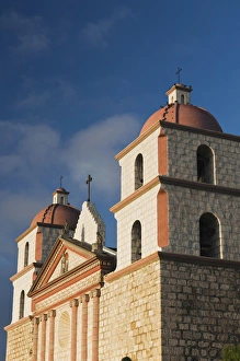 Images Dated 23rd December 2010: USA, California, Southern California, Santa Barbara, Mission Santa Barbara, dawn