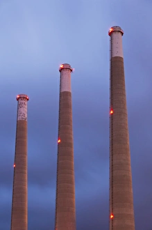 Images Dated 25th December 2010: USA, California, Southern California, Morro Bay, power plant smokestacks, late dawn