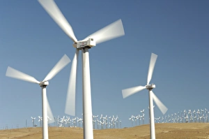 Images Dated 31st December 2005: USA, California, Wind Farm, Wind Power, Tehachapi