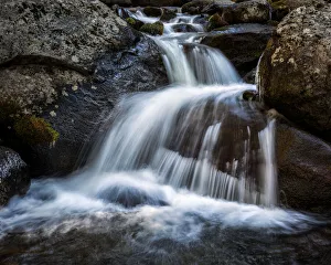 Yosemite Prints: USA, California, Yosemite National Park, Alder Creek and icicles