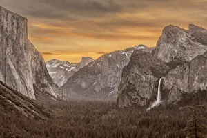 El Capitan Prints: USA, California, Yosemite, Tunnel View