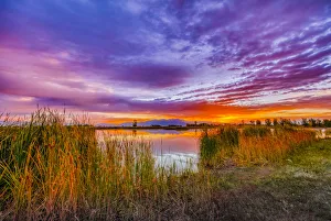 Images Dated 26th September 2018: USA, Colorado, Alamosa. Sunrise over Mount Blanca and lake