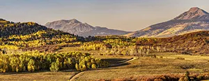 Curve Prints: USA, Colorado. Autumn, panoramic view