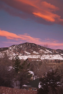Images Dated 28th December 2011: USA, Colorado, Boulder, winter sunrise below Flagstaff Mountain