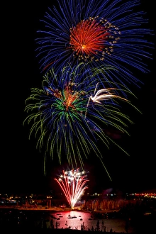 Images Dated 4th July 2013: USA, Colorado, Frisco, Dillon Reservoir. Fireworks display on July 4th. Credit as