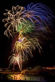 Images Dated 4th July 2013: USA, Colorado, Frisco, Dillon Reservoir. Fireworks display on July 4th. Credit as