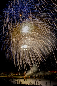 Images Dated 4th July 2013: USA, Colorado, Frisco, Dillon Reservoir. Fireworks display on July 4th. Credit as