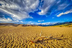 Images Dated 24th September 2018: USA, Colorado, Great Sand Dunes National Park and Preserve. Desert and sand dunes