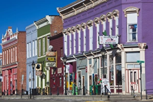 Images Dated 25th December 2011: USA, Colorado, Leadville, downtown buildings