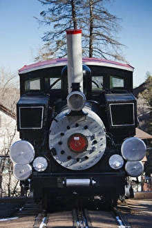 Images Dated 17th December 2011: USA, Colorado, Manitou Springs, Pikes Peak Cog Railway, locomotive