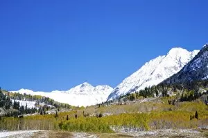 Images Dated 24th September 2006: USA, Colorado, Mt. Crested Butte, Autumn Color With Gothic Mountain