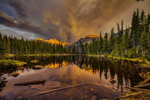 USA, Colorado, Rocky Mountain National Park. Sunset on Nymph Lake and Longs Peak