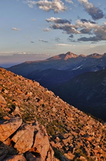 USA, Colorado, Rocky Mountain National Park, Longs Peak from Forest Canyon Overlook