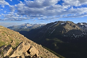 Images Dated 23rd July 2011: USA, Colorado, Rocky Mountain National Park, Longs Peak from Forest Canyon Overlook