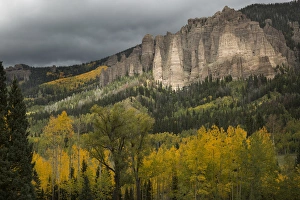 Images Dated 30th September 2014: USA, Colorado, San Juan Mountains. Storm clouds over mountain