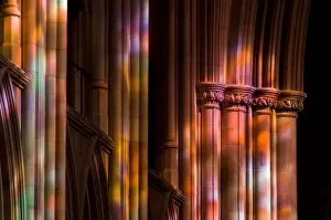 Images Dated 3rd December 2005: USA, DC, Washington, Washington National Cathedral, colorful stone columns