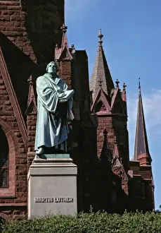 Lutheran Prints: USA, District of Columbia. The imposing statue of Martin Luther gazes skyward