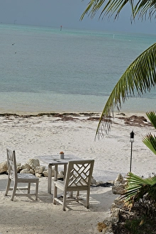 Images Dated 13th July 2024: USA, Florida, Little Palm Island. Dinner on the beach. (Editorial Use Only)