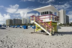 Images Dated 1st January 2007: USA, Florida, Miami Beach: South Beach, Miami Beach Lifeguard Tower
