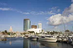 USA, Florida, Miami: Downtown from Bayside Marketplace / Morning