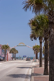 Daylight Prints: USA, Florida, New Smyrna Beach, Flagler Avenue, beach entrance