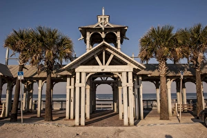 Boardwalk Prints: USA, Florida, New Smyrna Beach, boardwalk