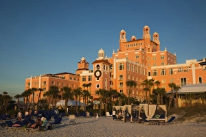 East Coast Prints: USA, Florida, St. Petersburg Beach, Don Cesar resort hotel, sunset