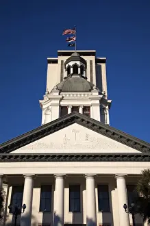 Images Dated 5th January 2010: USA, Florida, Tallahassee, old and new State Capitol buildings, morning
