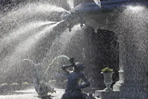 Images Dated 8th March 2009: USA, Georgia, Savannah, Forsyth Fountain in the Historic District