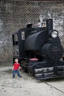 Images Dated 21st February 2008: USA; Georgia; Savannah. Young boy at Roundhouse Train Museum. (MR)