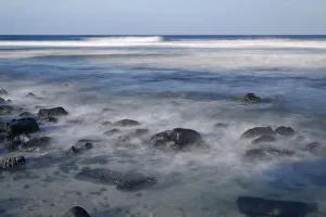 Images Dated 25th September 2019: USA, Hawaii, Big Island of Hawaii. Kohanaiki Beach Park